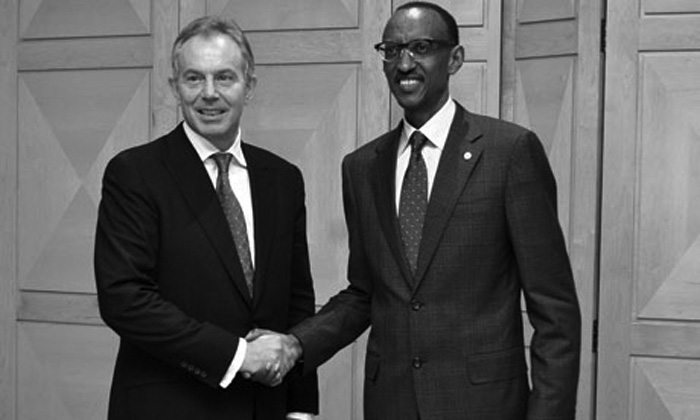 Blair y Kagame | AFP