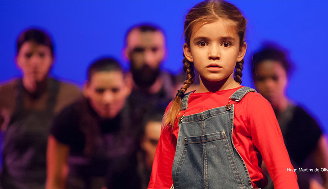 Asas de Papel de JAT revaloriza a las artes escénicas dirigidas a la infancia en su paso por el Teatro Távora